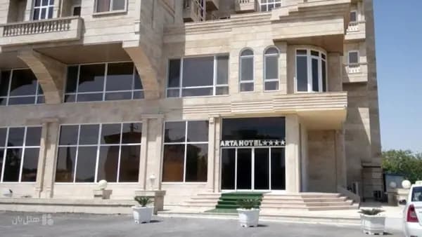نمای بیرونی دوم هتل آرتا قشم