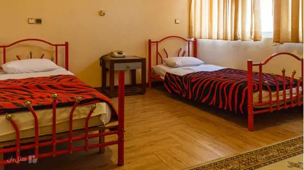 اتاق دو تخته تویین در هتل کاوه اصفهان