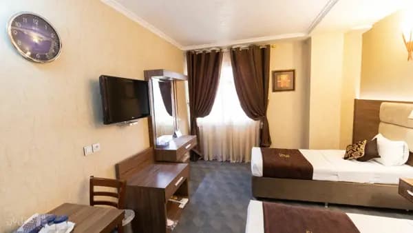 اتاق دوتخته تویین در هتل آسمان اصفهان