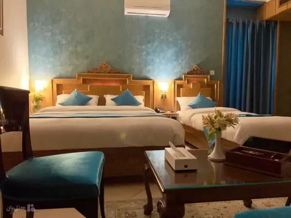 اتاق سه تخته در هتل زهره اصفهان
