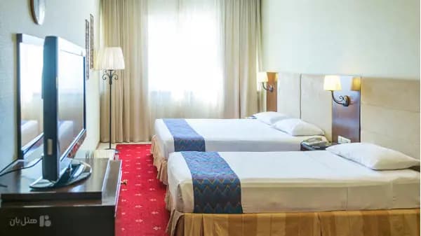 اتاق سه تخته هتل فردوس مشهد