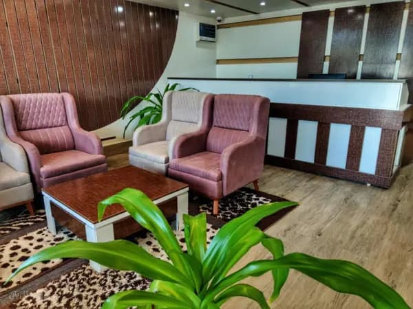 نمایی از لابی هتل سما 1 قشم