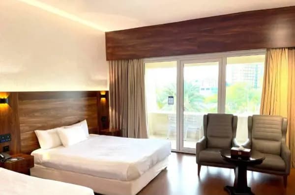 فضای داخلی اتاق هتل شایان کیش