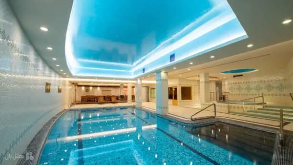 استخر هتل زندیه شیراز