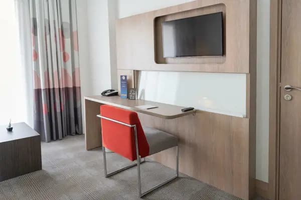 Spacious rooms at Roxan Hotel Tehran