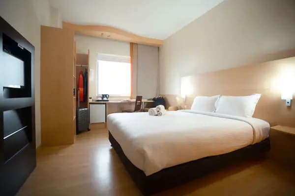 Interior of room at Roxan Hotel Tehran