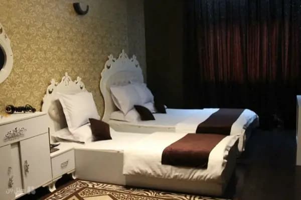 تصویر اتاق سه تخته در هتل کاسپین تبریز اتاق سه تخته در هتل کاسپین تبریز