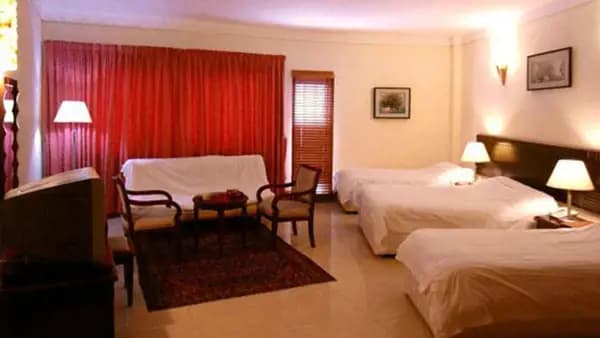 Four-bed room photo at Flamingo Hotel Kish Four-bed room at Flamingo Hotel Kish
