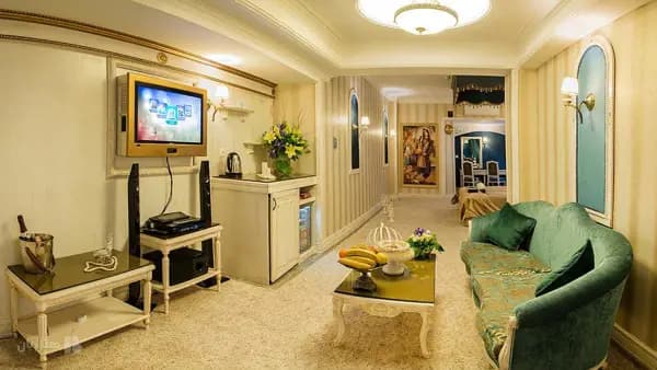 تصویر اتاق دو تخته پرزیدنت ویژه هتل بین المللی قصر مشهد اتاق دو تخته پرزیدنت ویژه در هتل بین المللی قصر مشهد