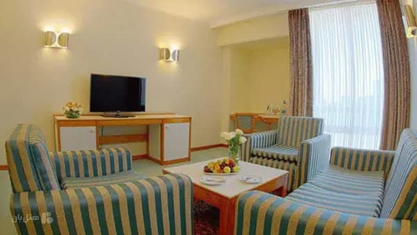 تصویر فضای داخلی سوئیت جونیور هتل هما تهران فضای داخلی سوئیت جونیور هتل هما تهران