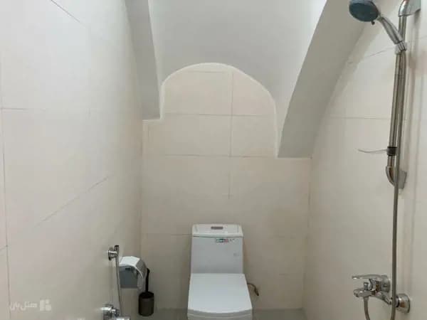 تصویر سرویس بهداشتی اتاقها 3 هتل سنتی کوروش یزد سرویس بهداشتی اتاقها 3 هتل سنتی کوروش یزد