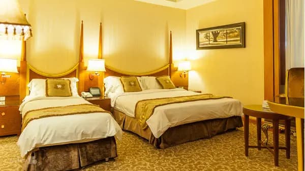 تصویر اتاق سه تخته امپریال هتل مجلل درویشی مشهد اتاق سه تخته امپریال هتل مجلل درویشی مشهد