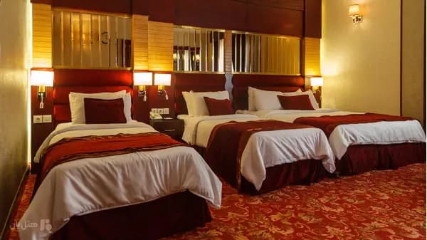 تصویر اتاق چهار تخته رویال 1 هتل الماس 1 مشهد اتاق چهار تخته رویال 1 هتل الماس 1 مشهد