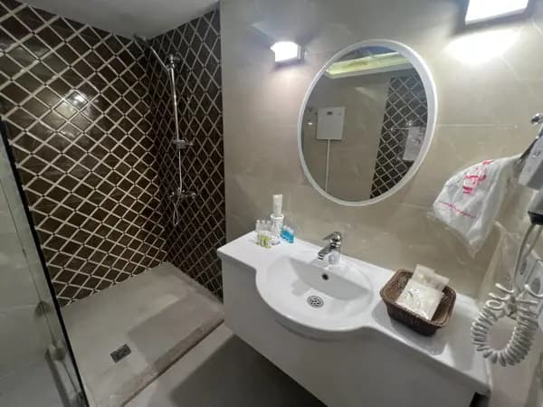 Bathroom photo at Pardisan Hotel Mashhad Bathroom at Pardisan Hotel Mashhad
