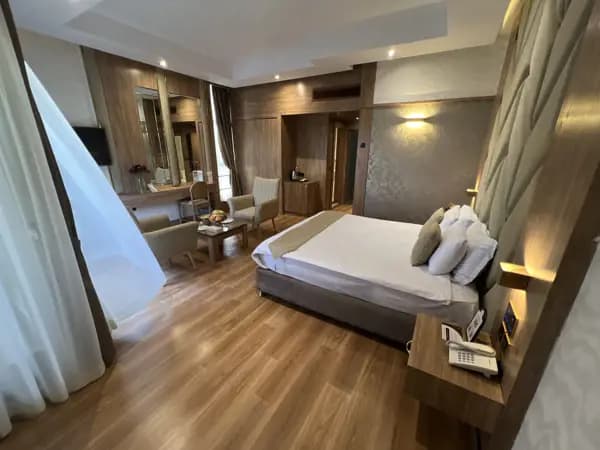 Spacious room interior photo at Pardisan Hotel Mashhad Spacious room interior at Pardisan Hotel Mashhad