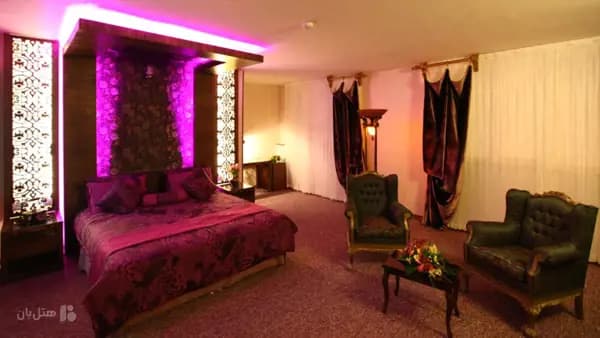 تصویر اتاق دو تخته دابل هتل آوین اصفهان اتاق دو تخته دابل در هتل آوین اصفهان